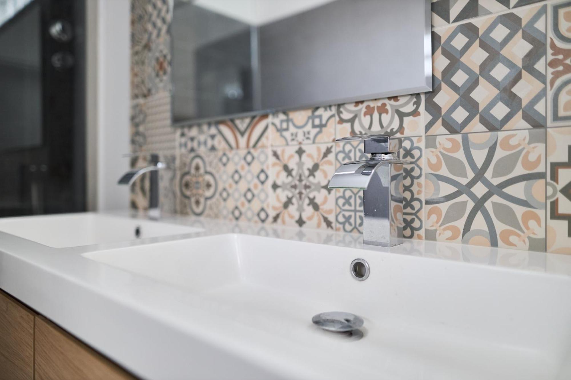 Mm Suites Town House Terrasse Reims Bagian luar foto