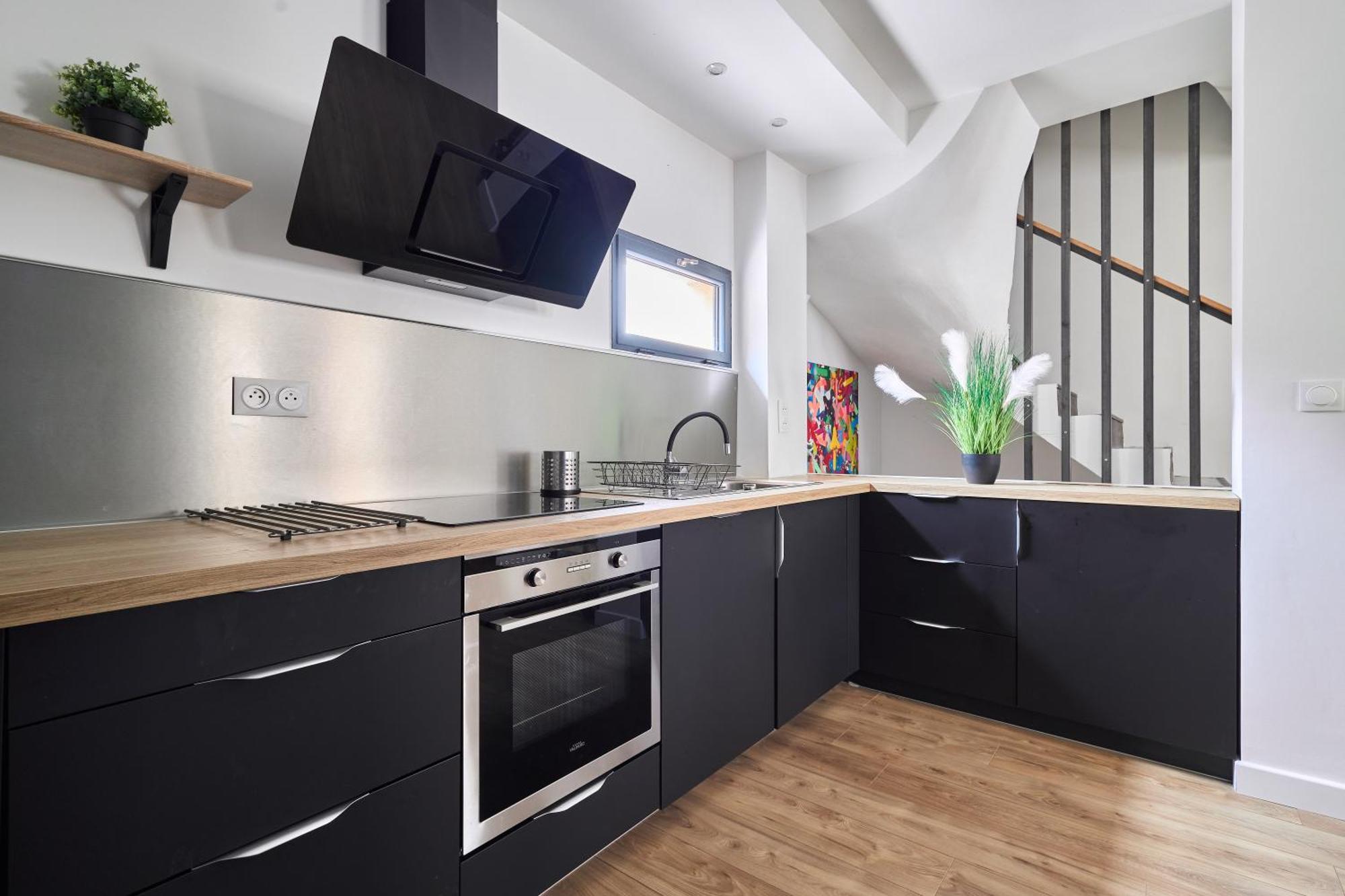 Mm Suites Town House Terrasse Reims Bagian luar foto