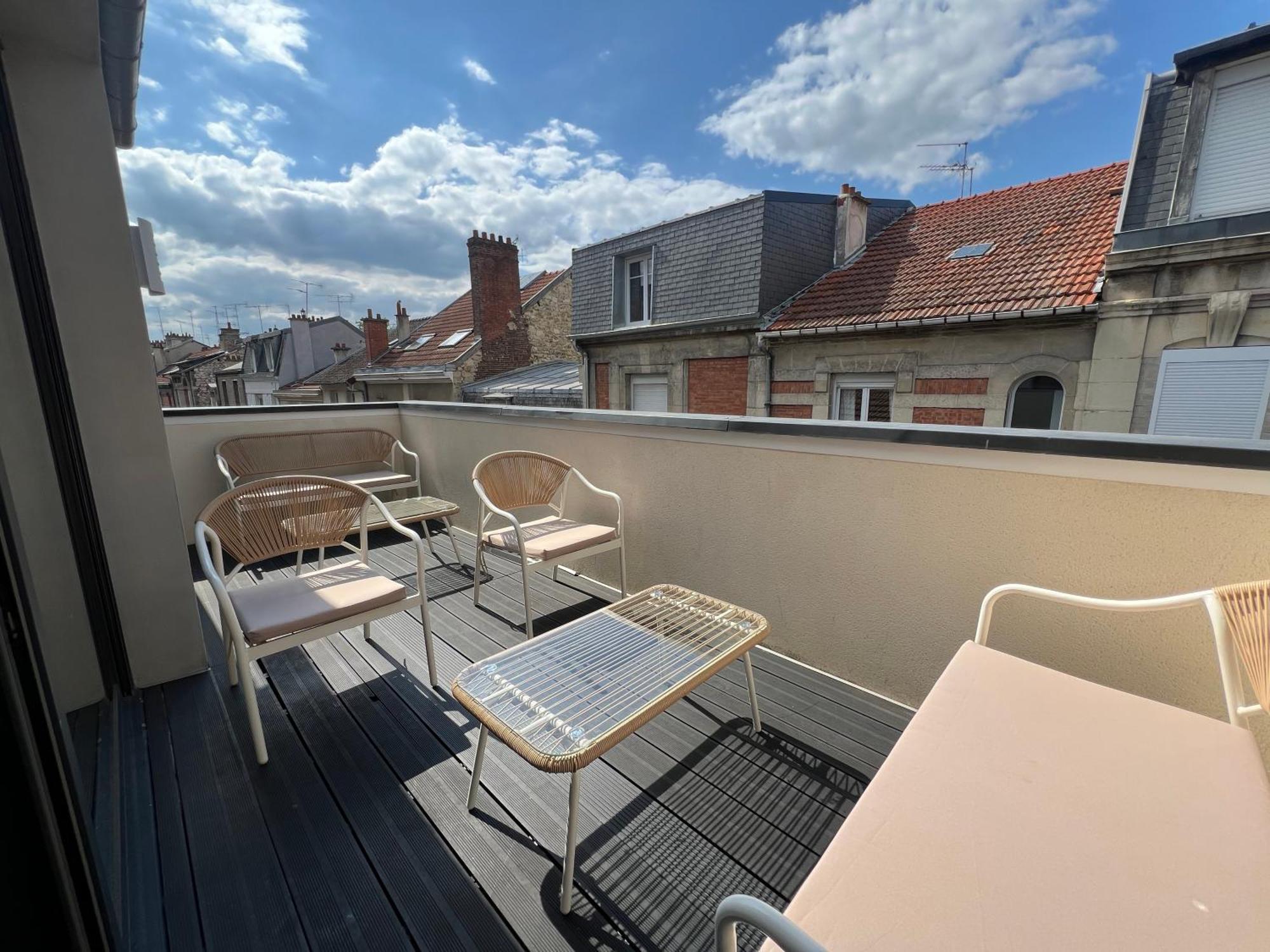 Mm Suites Town House Terrasse Reims Bagian luar foto